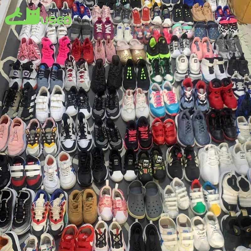 Wholesale of mixed second-hand shoes of different models