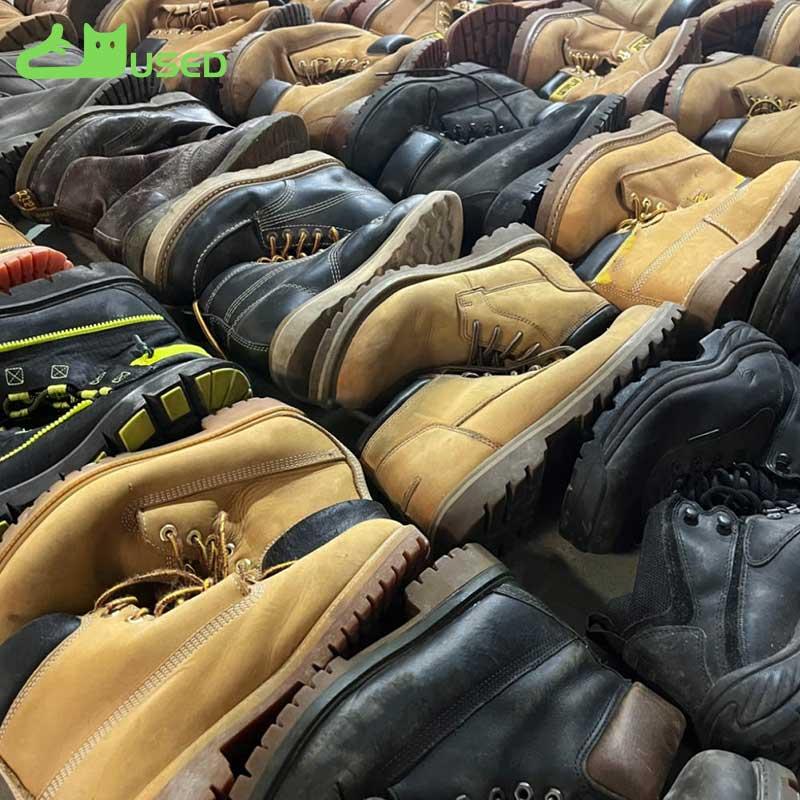 Second-hand trendy Martin boots