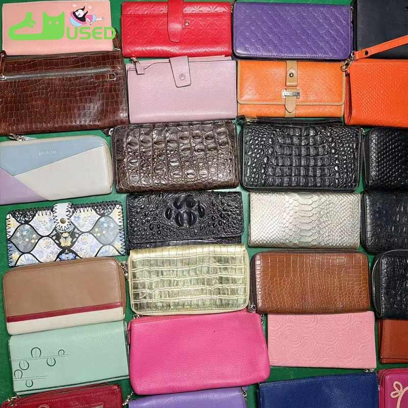 Wholesale and retail of high quality used purses