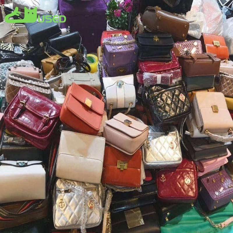 Second-hand shoulder bags in bulk