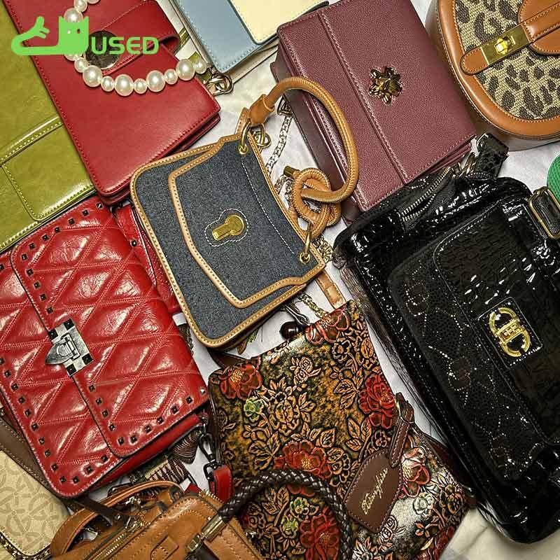 Trendy used luxury handbags