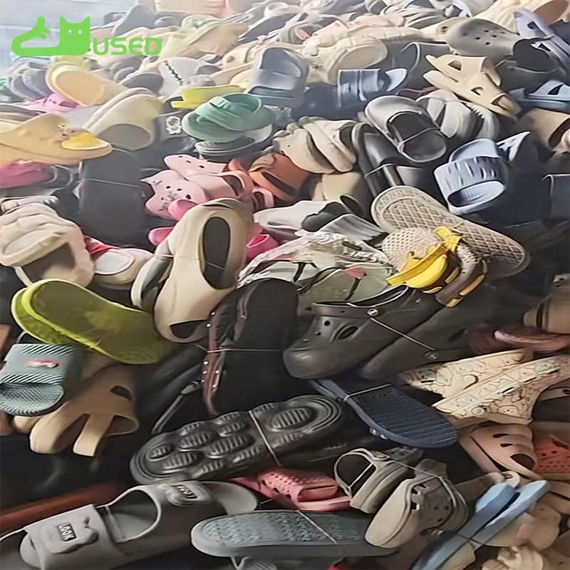 Second-hand slippers