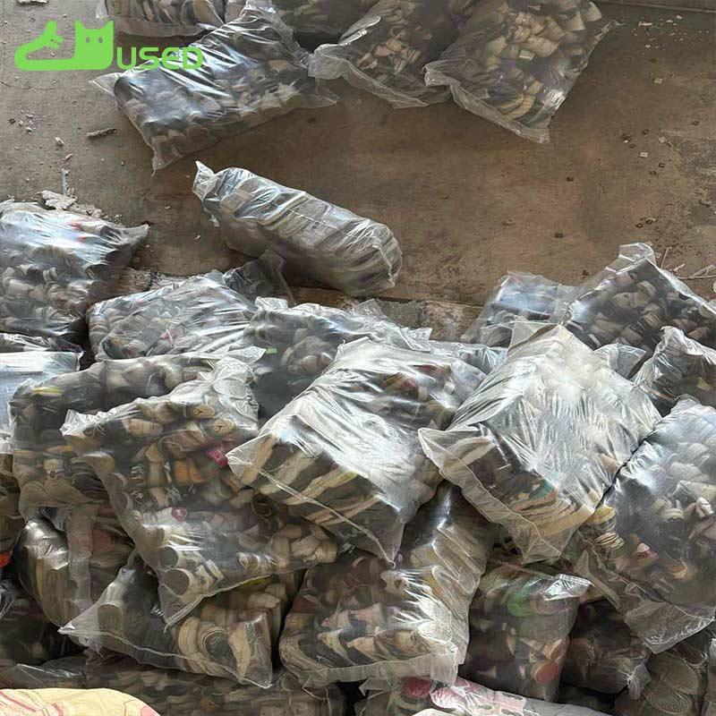 Second-hand children's shoes