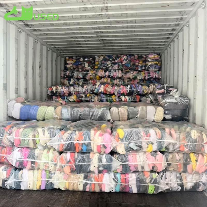 second-hand slippers