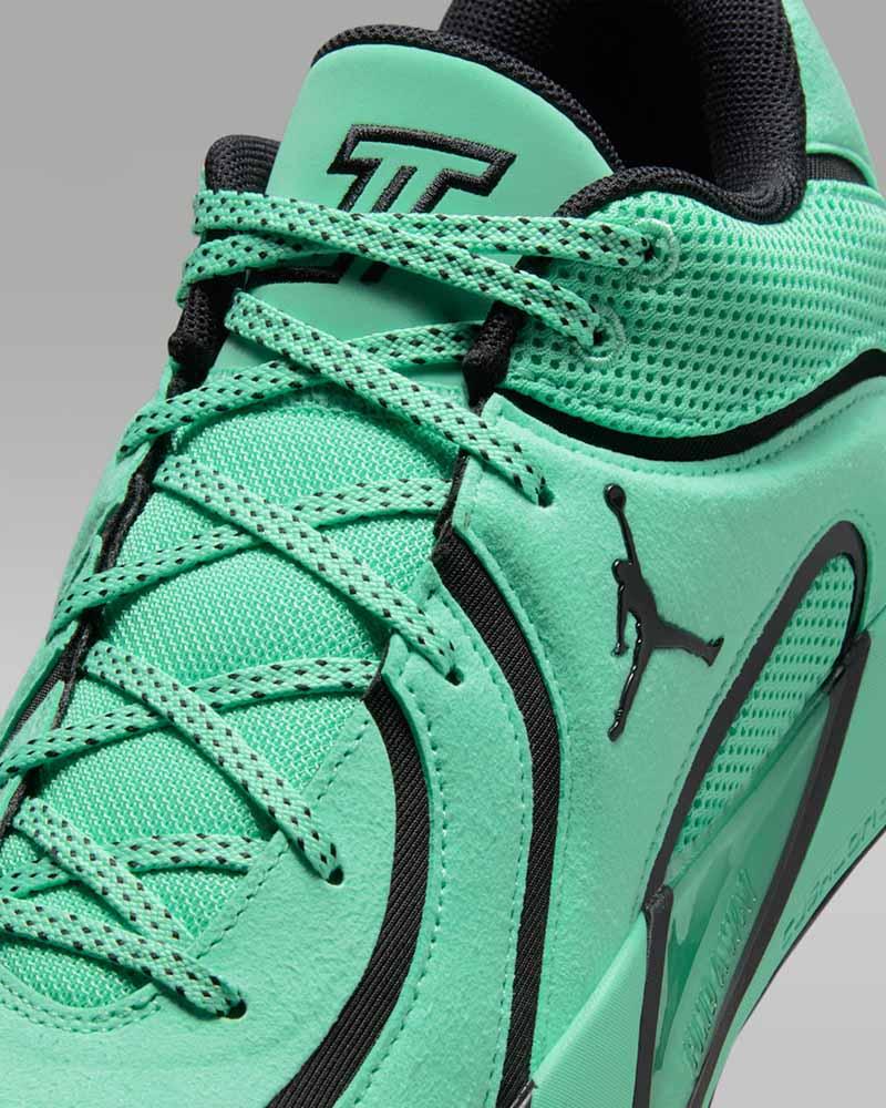 affordable pre owned sneaker