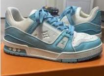 Minimal Wear, Clean Look